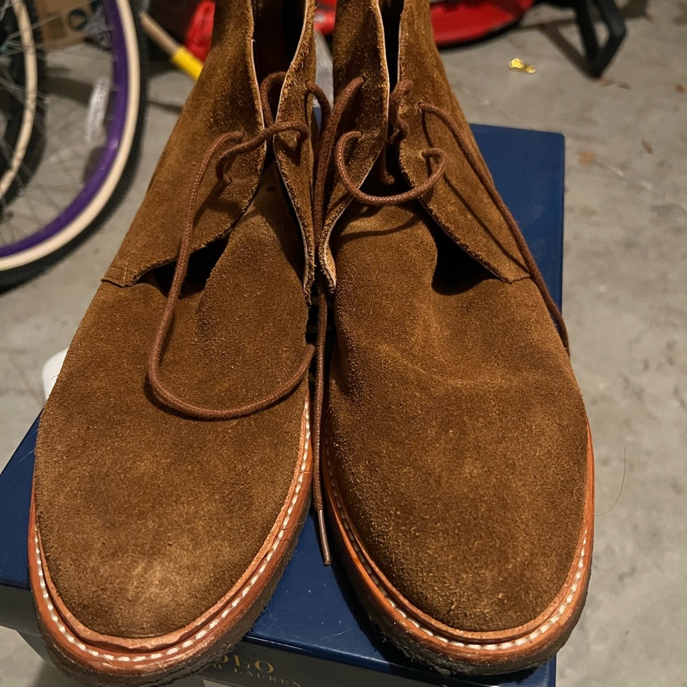 Men's Brown Suede Chukka Boots
